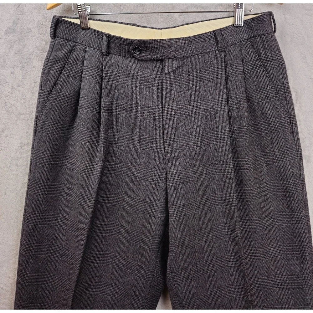 Brooks Brothers Mens Wool Windowpane Plaid Pleated Gray Trousers Pants 33x29 - Picture 2 of 5
